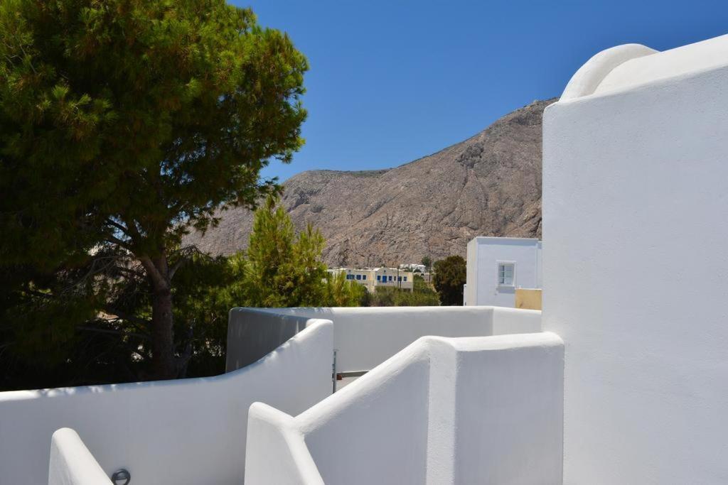Perissa Blue Dome Rooms Buitenkant foto